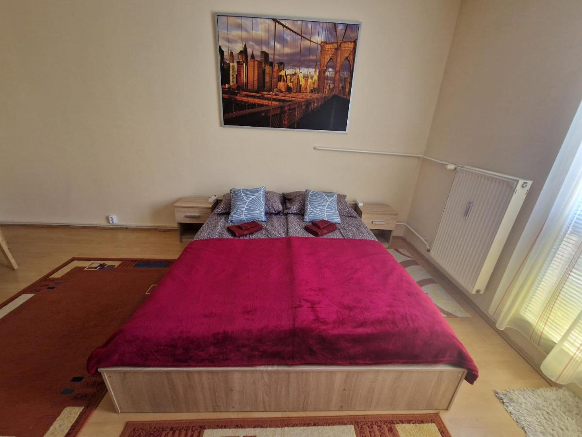 Casa Cristina Apartment Печ Екстериор снимка